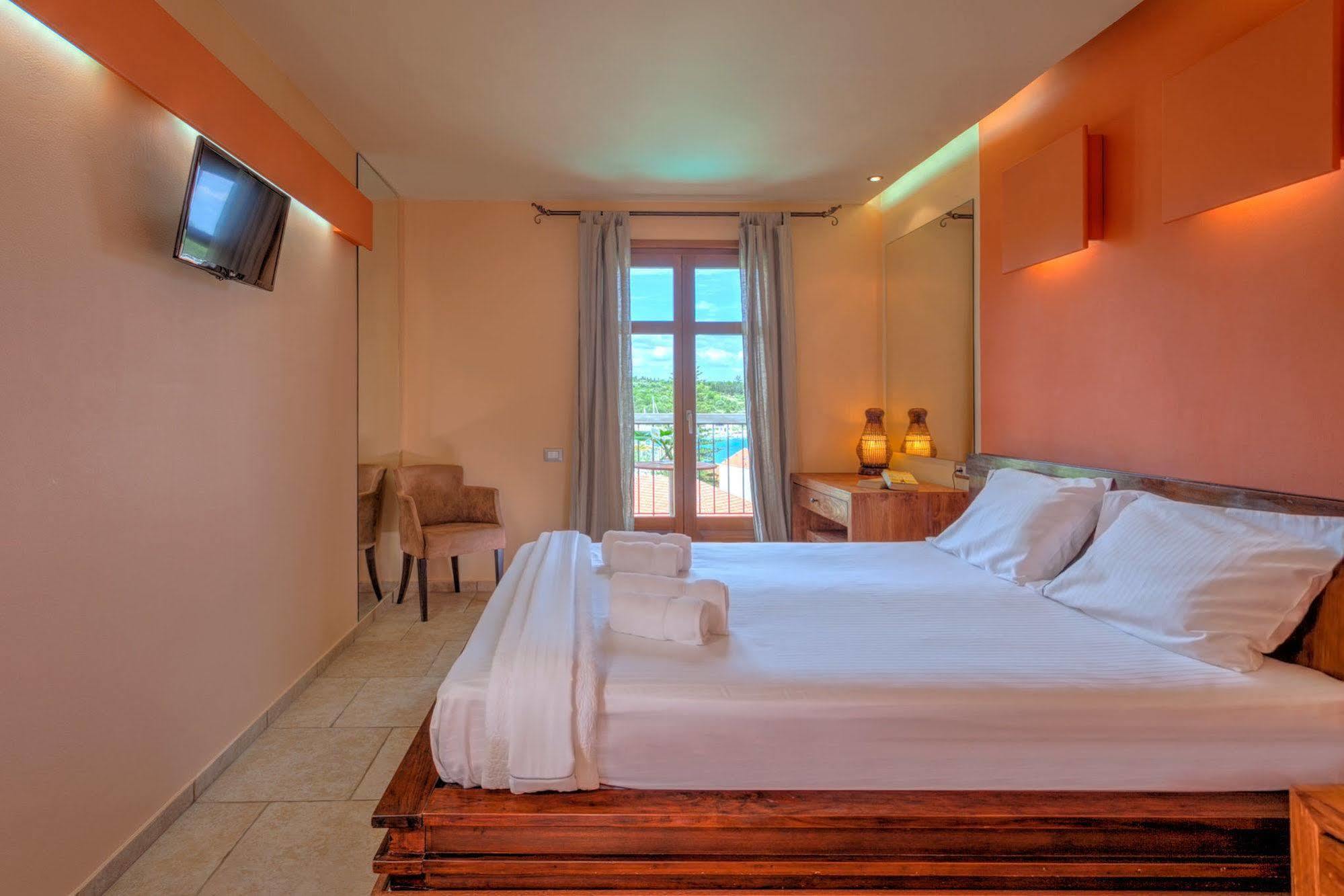 Fiscardo Bay Hotel Фіскардо Екстер'єр фото